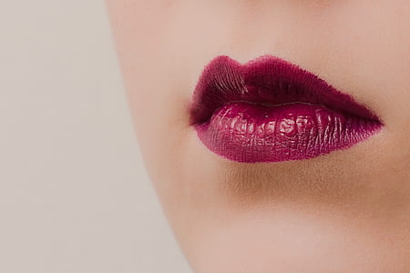 purple lips thumbnail