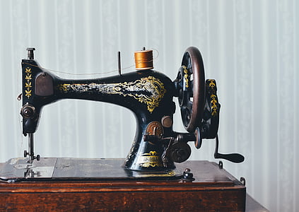 black sewing machine thumbnail