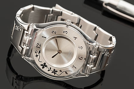 round silver-colored analog watch with link bracelet thumbnail