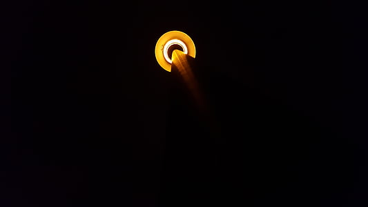 round yellow illustration thumbnail