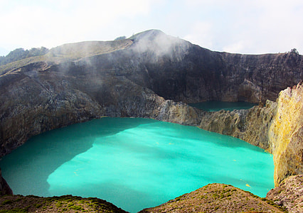 blue lagoon long exposure photography thumbnail