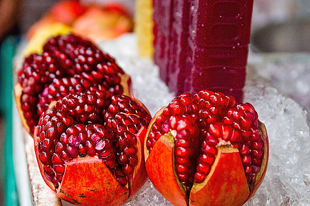 closeup photo of red fruit thumbnail