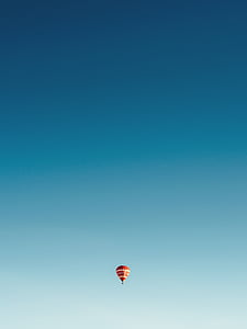 floating hot air balloon wallpaper thumbnail