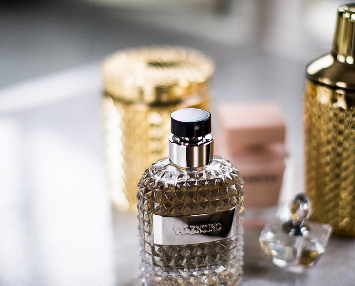perfume-bottle-gold-cologne.jpg
