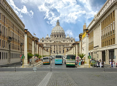 scenery of landmark structure thumbnail