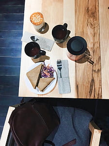 sandwich beside silver ford and travel mugs thumbnail