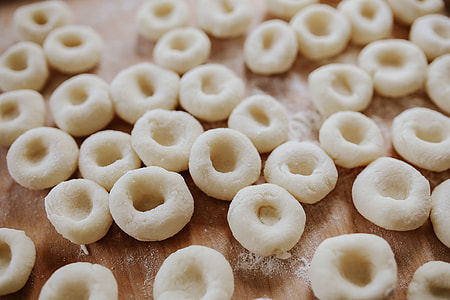 Polish Silesian Dumplings (Kluski Śląskie) thumbnail