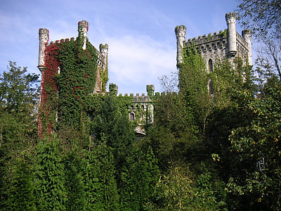 Castle of San Juan de Priorio in Oviedo, Spain thumbnail