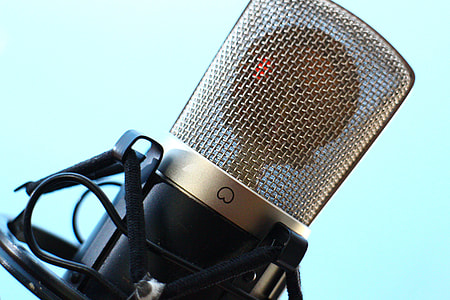 closed up photo of black condenser mic thumbnail