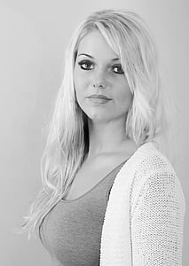 woman wearing tank top and cardigan thumbnail