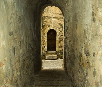 brown concrete wall thumbnail
