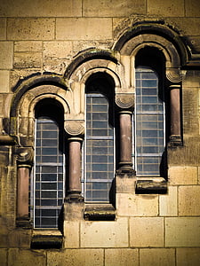 three windows no concrete building thumbnail