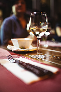 Friends at a restaurant drinking wine thumbnail