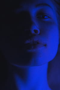woman face thumbnail