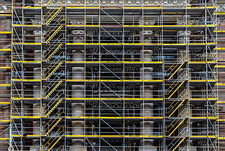 photo of yellow and gray scaffolding thumbnail