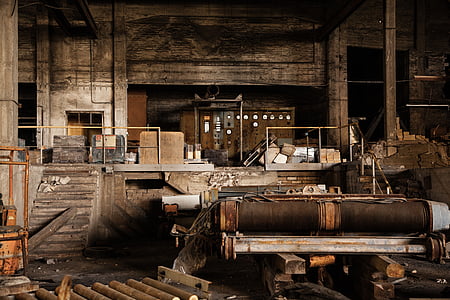 brown wooden kitchen thumbnail