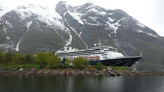 white and black boat on body of water thumbnail