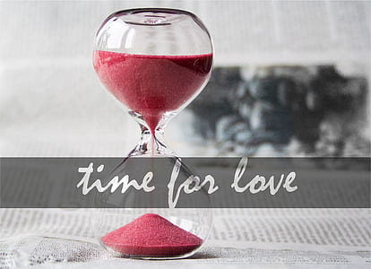 pink and clear hour glass thumbnail