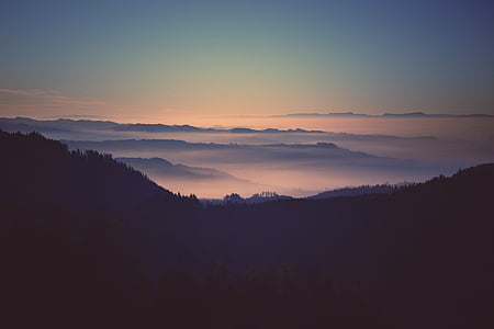 mountain covered with fogs thumbnail