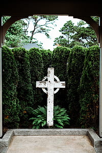 white wooden cross thumbnail