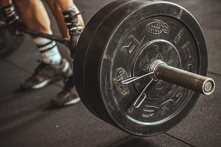 black barbell thumbnail