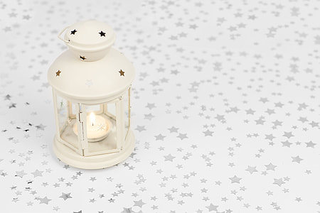 candle lamp on polka star mat thumbnail