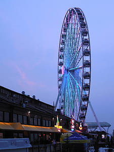 Ferris Wheel thumbnail