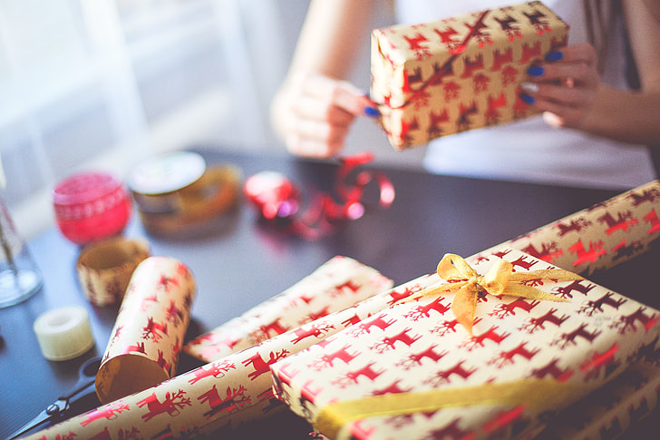 Christmas Gift Wrapping