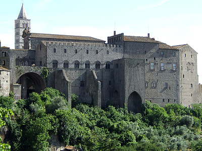 The Palace of the Popes in Viterbo, Italy thumbnail