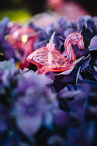 Flamingo light garland & pink flowers thumbnail