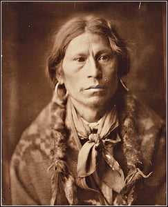 female native American photo thumbnail