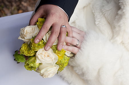 flat lay photography of green and beige rose flower bouquet thumbnail