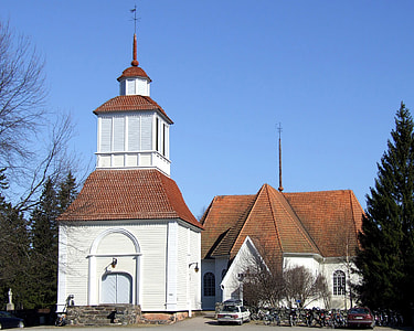 The church and the belfry of Haukipudas, Finland thumbnail