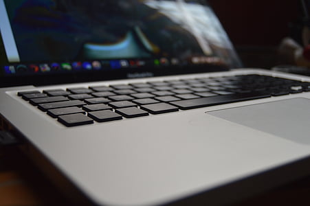 silver MacBook Pro thumbnail