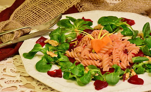 plate of pasta with green herbs thumbnail
