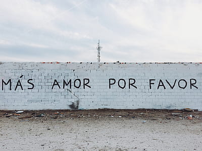 wall with mas amor por favor paint thumbnail