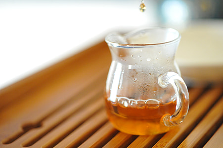 clear glass pitcher thumbnail