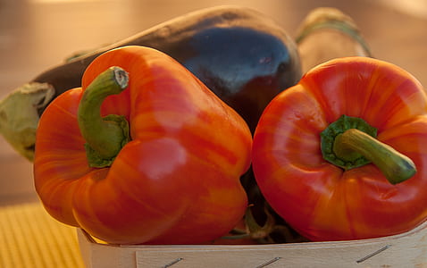 selective focus photography of red bell peppers thumbnail