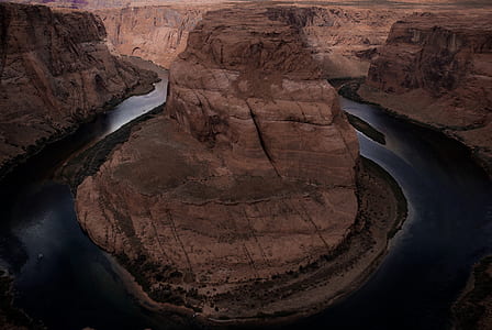 plateau beside river thumbnail