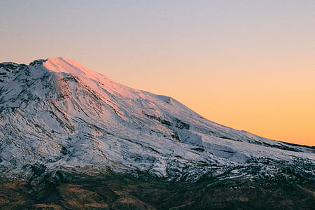 mountain covered with snow thumbnail