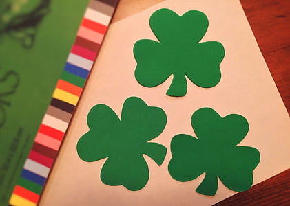 three green clovers cutout decors thumbnail