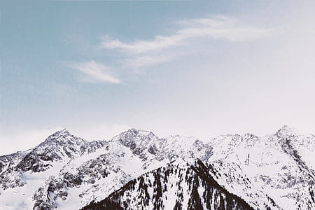 snow-covered mountain range thumbnail