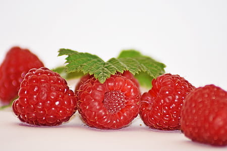 red raspberries thumbnail