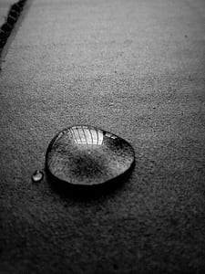 window reflection on water droplet thumbnail