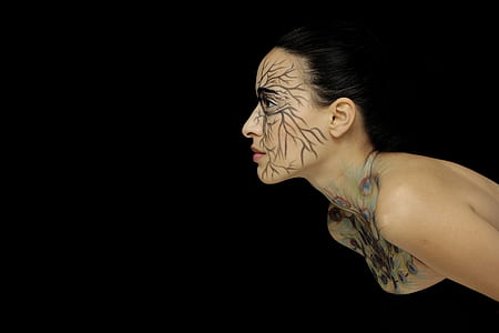 photo of woman with face paint thumbnail