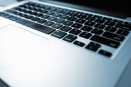 Closeup MacBook Pro thumbnail