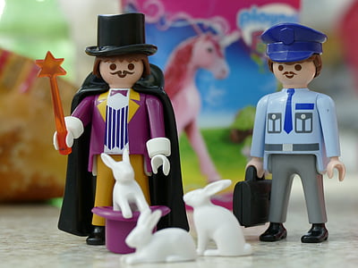 magician and security guard toys thumbnail