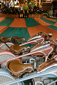 Merry-go-round detail thumbnail