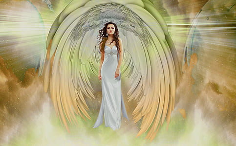 woman in white sweetheart dress thumbnail