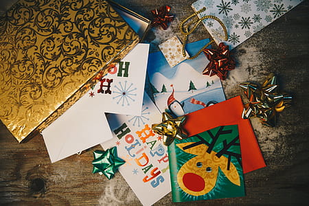 Holiday Cards & Gift Wrap Photo thumbnail